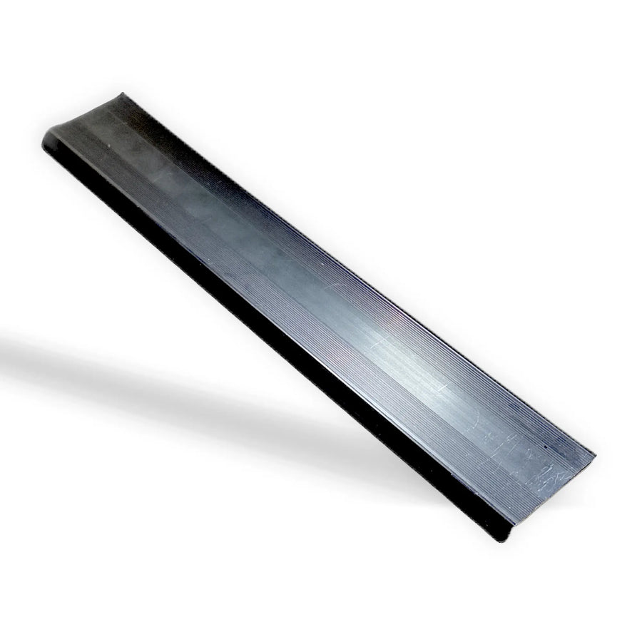 Black aluminium skirting profile for wall cladding, 2900mm length by LUXWORLD, showcasing a sleek, modern finish for interior walls.